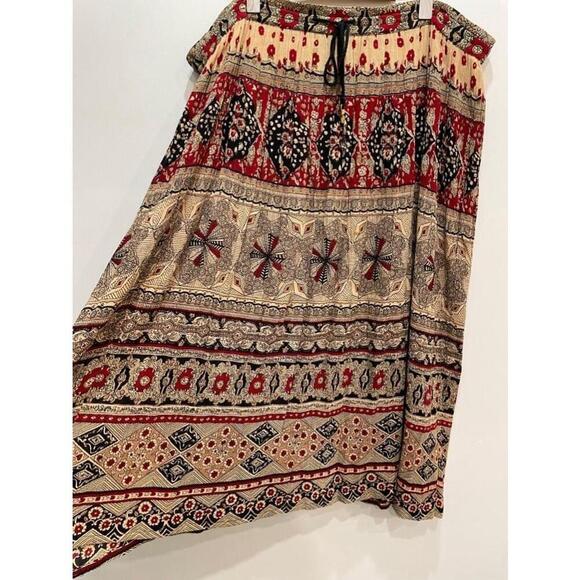 Sag Harbor Petite 90s Vintage Boho Broomstick Rayon Crape Midi Skirt Medium / XL - Picture 2 of 12